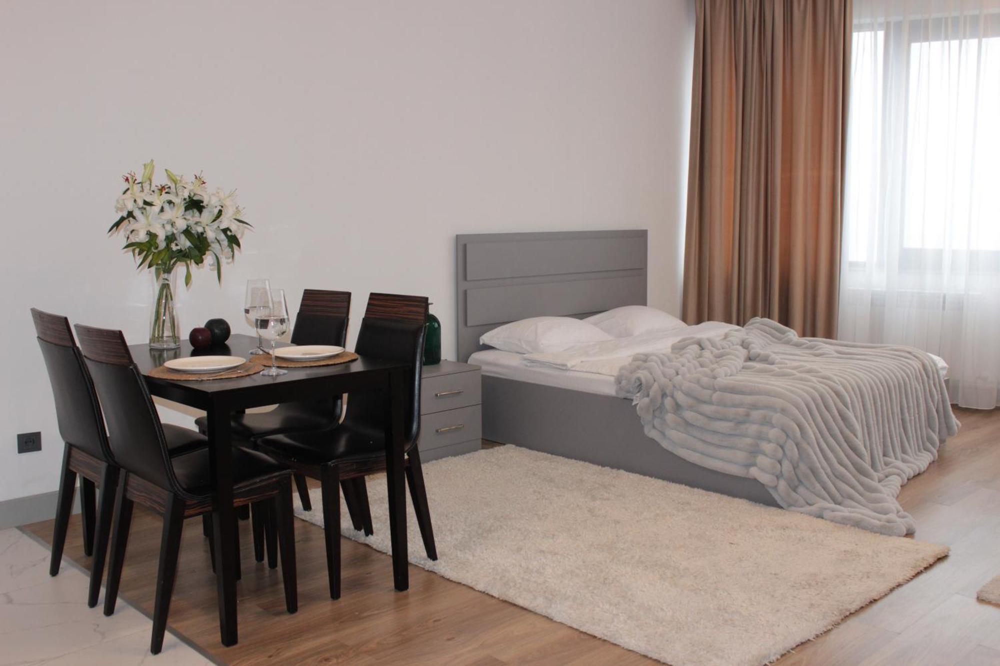 Cozy Home Exclusive Time Almaty Bagian luar foto